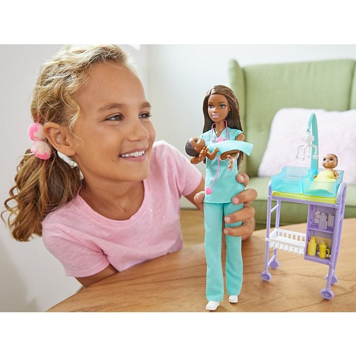 Barbie profissoes conjunto pediatra negra