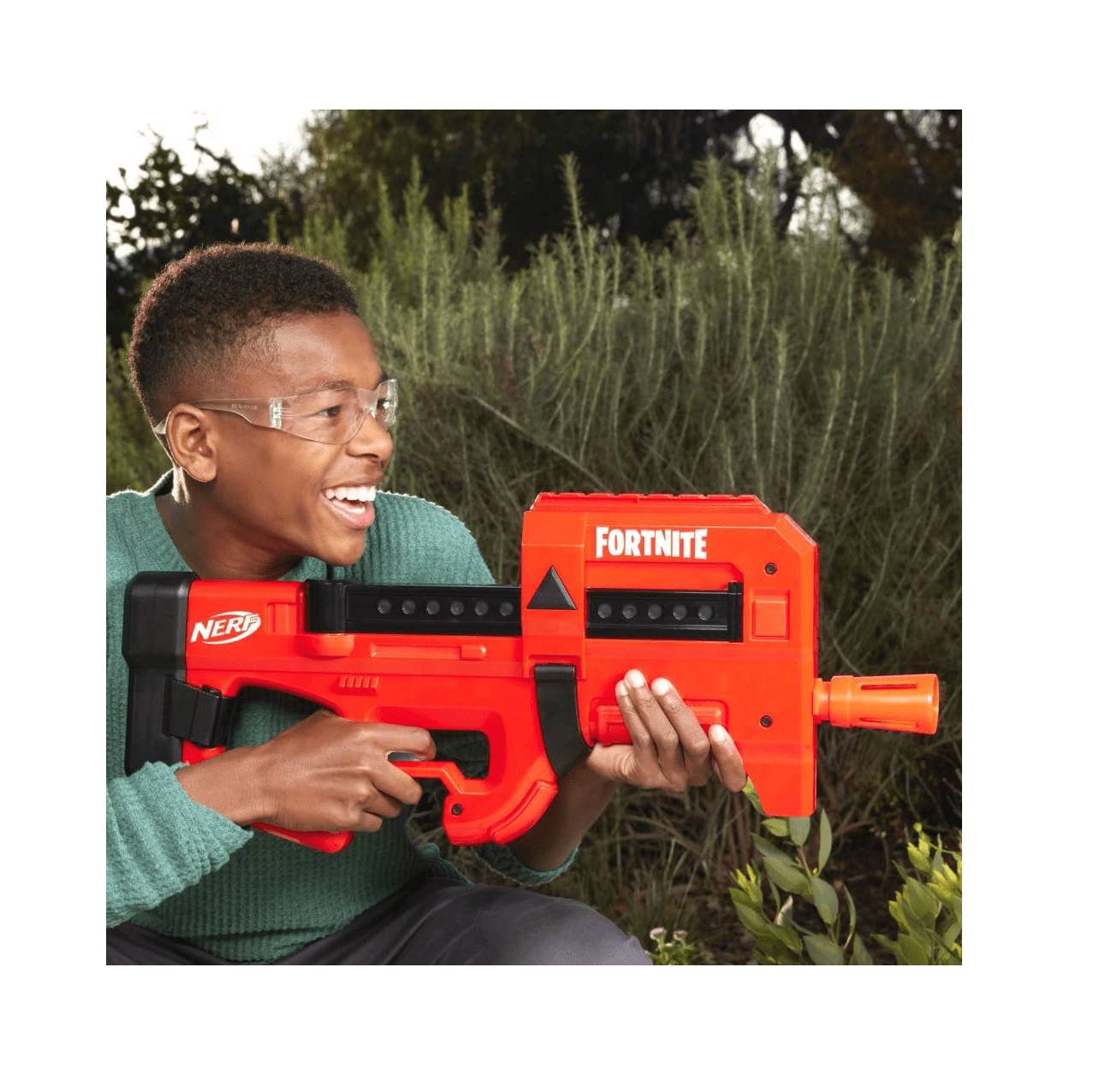 Lança Dardos Hasbro Nerf Fortnite SMG-L Motorizado, com 3 Alvos e