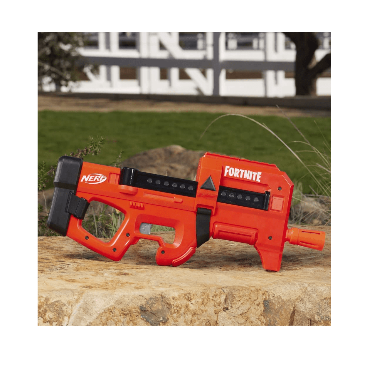 Lança Dardos Nerf Fortnite Compact SMG Lançador Motorizado Estilo Ultra Red  F4167 - Hasbro