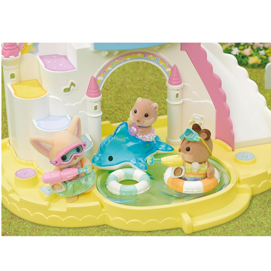 Amigos Do Jardim Da Infância Divrsão Na Piscina Sylvanian Families Epoch