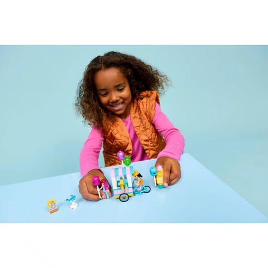Barraca de Sorvetes e Balões Lego Friends