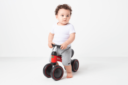 Bicicleta de Equilíbrio 4 Rodas Vermelha Buba