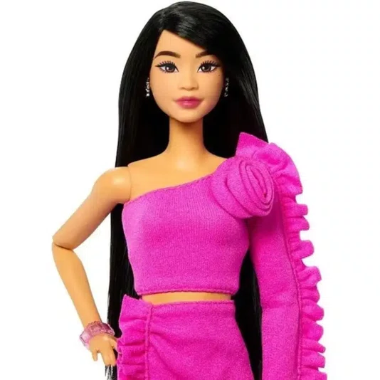 Boneca Barbie Deluxe Style Perna Mecânica Mattel