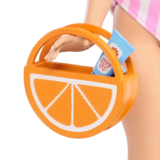 Boneca Barbie Dream Besties Malibu Praia Loira Mattel