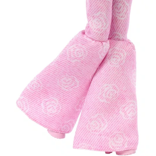 Boneca Barbie Fashionista Deluxe Style Top Rosa com Calça Mattel