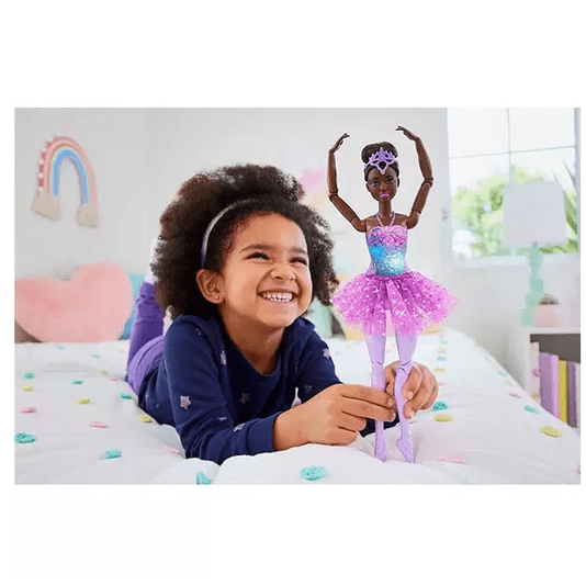 Boneca Barbie Negra Bailarina Dreamtopia Luzes Brilhantes Mattel