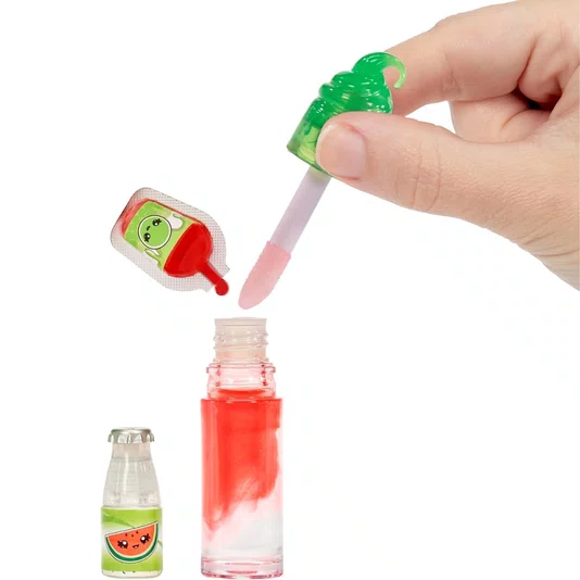Boneca Yummiland Make Lipgloss Maya Watermelon MGA Entertainment