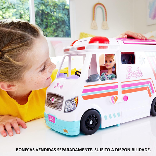 Conjunto Barbie Ambulância e Clínica Médica Mattel 