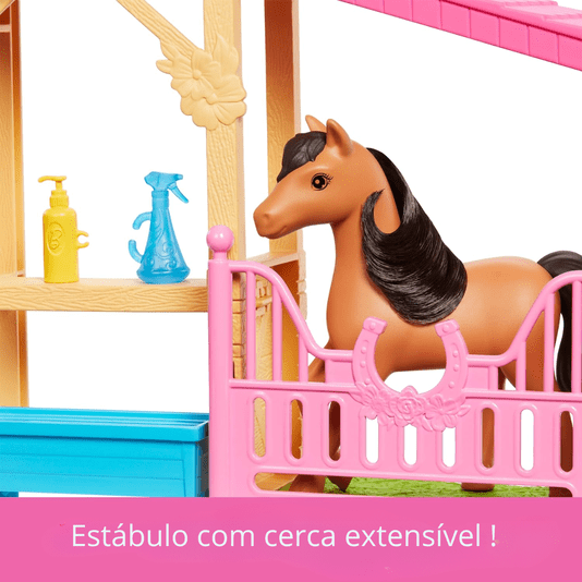 Conjunto Barbie Renée Estábulo com Pônei Barbie Detetive A Grande Corrida de Cavalos
