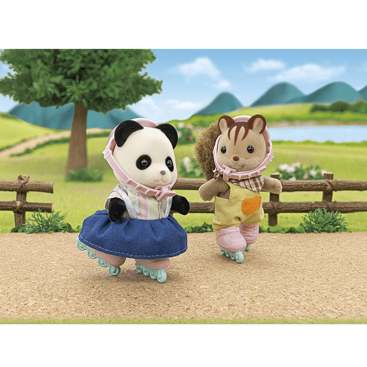 Conjunto Bicicleta e Patins Menina Panda Sylvanian Families Epoch