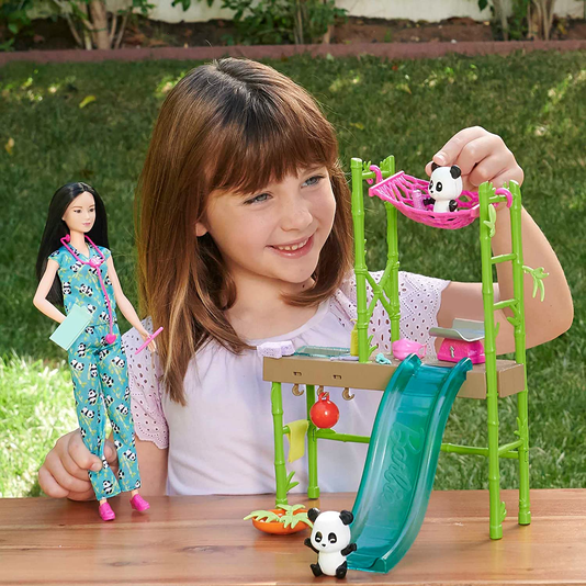 Conjunto Boneca Barbie Cuidados e Resgate do Panda 