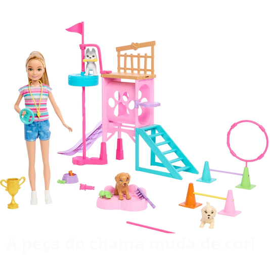Conjunto Boneca Barbie Stacie ao Regaste Treinamento Cachorrinhos Mattel