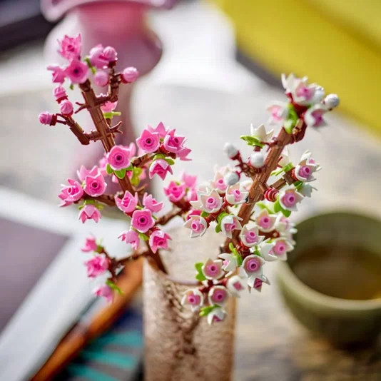 Flores de Cerejeira Lego Botânica