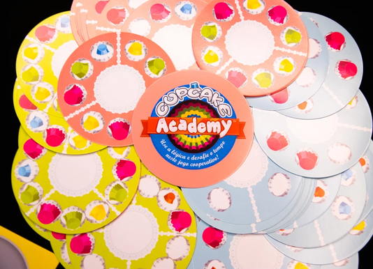 Jogo de Lógica Cupcake Academy Galápagos Jogos