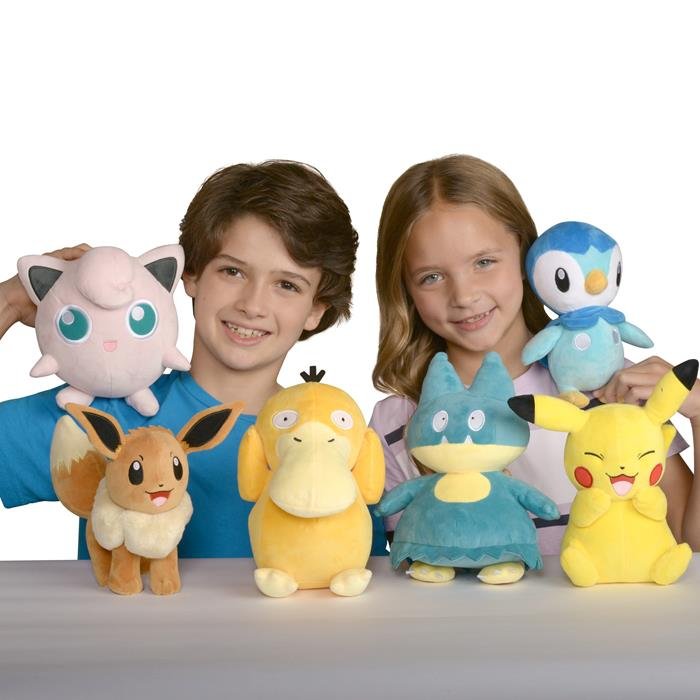 Pelúcias Pokémon  Pokemon plush, Pokemon dolls, Pikachu plush