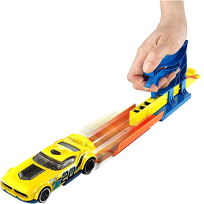 Veículo Monster Trucks Brilha no Escuro Surpresa Mattel - Fátima Criança