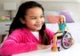 Boneca Barbie Fashionista Loira Cadeirante Mattel